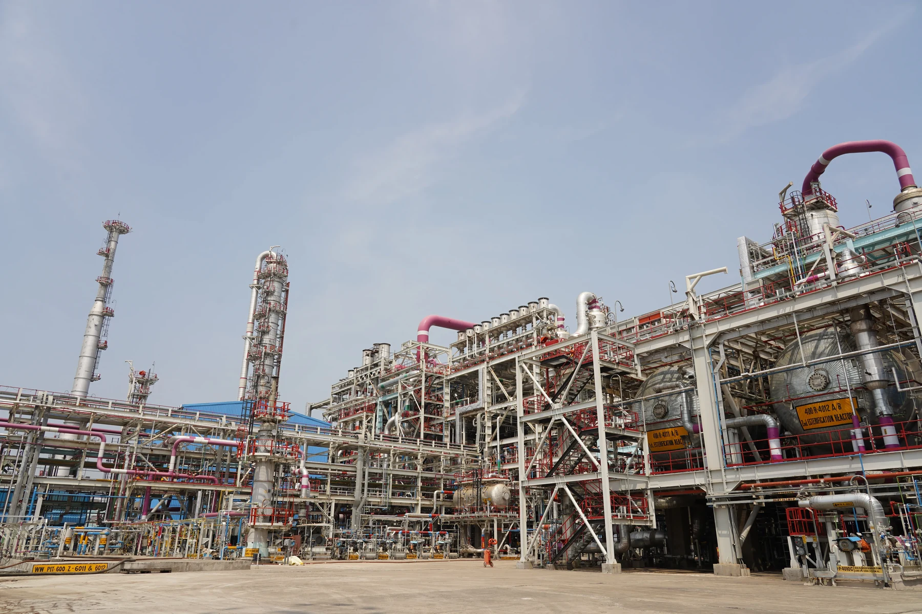 Butyl Acrylate Plant at Dumad, Gujarat Refinery